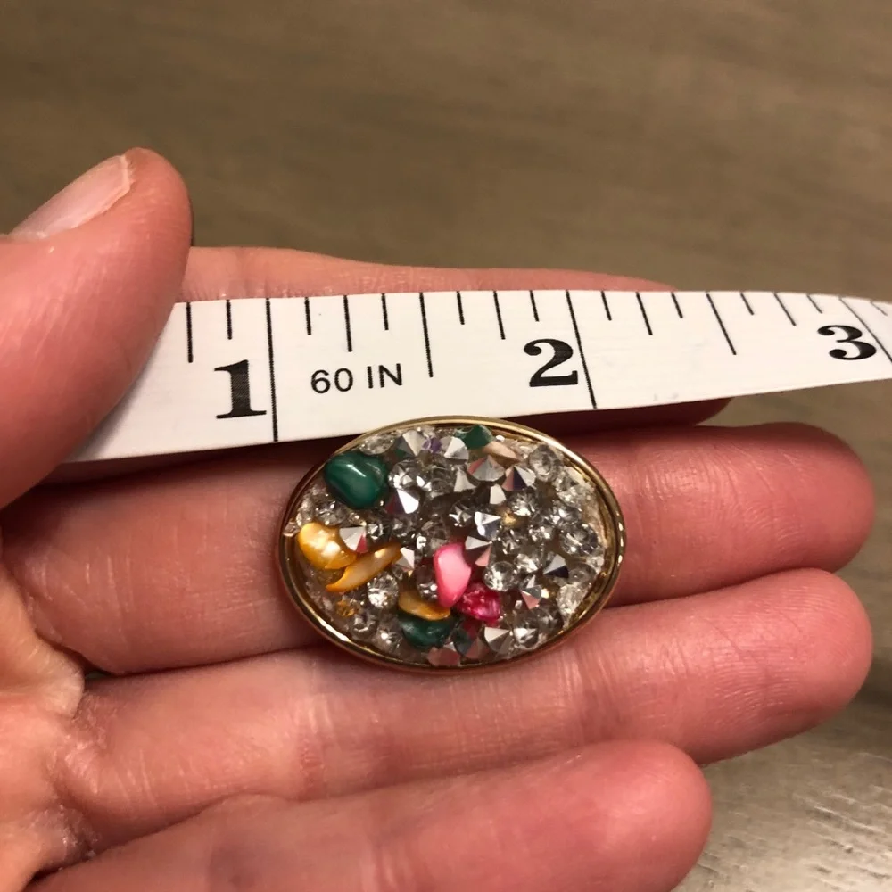 Elegant Gold Tone and Multicolor Faux Gemstone Ring